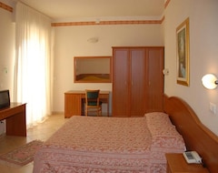 Khách sạn Hotel Perticari (Pésaro, Ý)