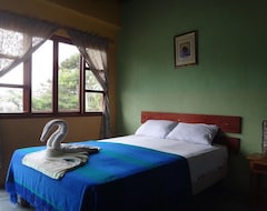 Hotel La Punta (Montañita, Ecuador)