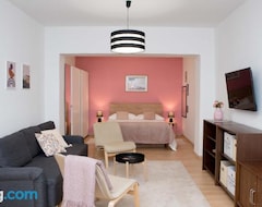 Toàn bộ căn nhà/căn hộ Studio Apartman Rossa (Daruvar, Croatia)