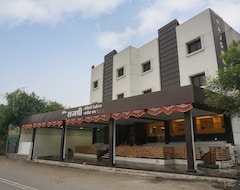 Khách sạn Hotel Rajshree (Ahmednagar, Ấn Độ)