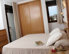 Otel Apartamentos Serrella - RuralGuadalest (Benimantell, İspanya)