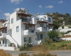 Hotel Castello Apartments (Stalis, Grecia)