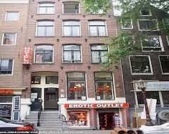 Hotel 83 (Amsterdam, Hollanda)