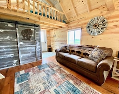 Hele huset/lejligheden Beautiful Cabin On Working Bison Ranch! (Malcom, USA)