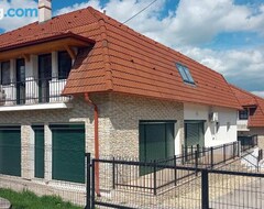 Casa/apartamento entero Szellorozsa Apartman (Fonyód, Hungría)