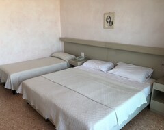 Khách sạn Hotel Pineta (Chioggia, Ý)