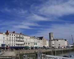 Otel LR La Rochelle (La Rochelle, Fransa)