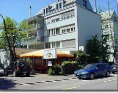 Khách sạn Mare & Monti (Bassersdorf, Thụy Sỹ)