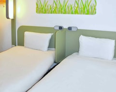 Otel ibis budget Marne la Vallée (Saint-Thibault-des-Vignes, Fransa)