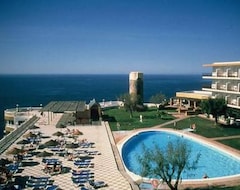 Hotel Salobreña Suites (Salobrena, Spain)