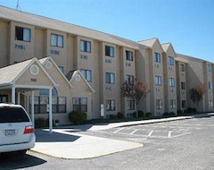 Hotel Baymont by Wyndham Farmington (Farmington, USA)