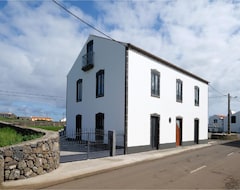 Pensión Casa Lagar De Pedra (Santa Cruz de Graciosa, Portugal)