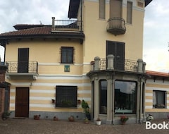 Toàn bộ căn nhà/căn hộ Villa Nina - Romantica Camera In Villa Con Terrazzo (Sangano, Ý)