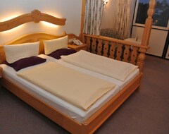 Superior Dreibettzimmer Mit Frühstück - Hotel Gruberhof - Bed & Breakfast (Innsbruck, Austria)