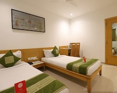 Khách sạn OYO 5471 Hotel De Ecobiz (Ahmedabad, Ấn Độ)