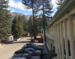 Khách sạn Econo Lodge Inn & Suites (South Lake Tahoe, Hoa Kỳ)