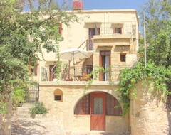 Apart Otel Patriko Traditional Stone Houses (Vryses, Yunanistan)