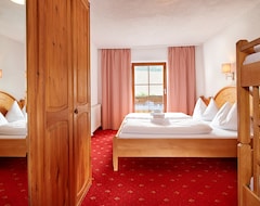Hotel Gut Vögeihof (Forstau, Austria)