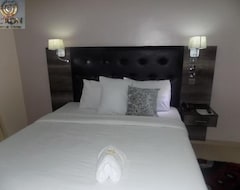 Khách sạn Cron Hotels And Suites (Port Harcourt, Nigeria)