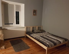 Khách sạn 42-200 Hostel (Czestochowa, Ba Lan)