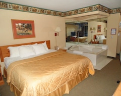 Hotel American Inn and Suites Houghton Lake (Houghton Lake, USA)