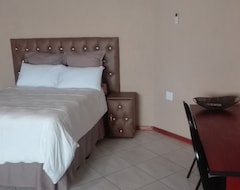 Hotelli Secret Hill Lodge (Acornhoek, Etelä-Afrikka)