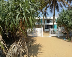Otel Marigold Beachhouse (Kalutara, Sirilanka)