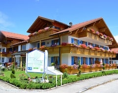 Otel Landhaus Ohnesorg (Nesselwang, Almanya)