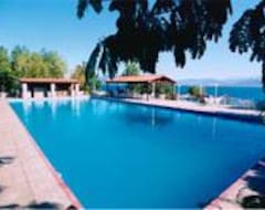 Khách sạn hotel tsamantanis (Karavomilos, Hy Lạp)