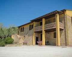 Casa rural Agriturismo Il Divin Casale (Torgiano, Ý)