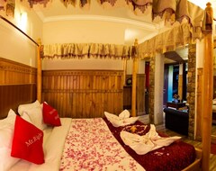 Hotel Pine Borough Inn (Kodaikanal, India)