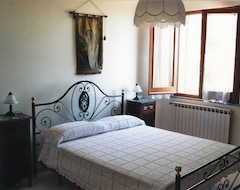 Bed & Breakfast Montanari Agrivillage (Narni, Italy)