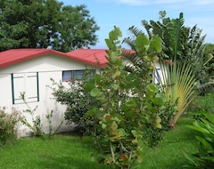 Toàn bộ căn nhà/căn hộ Chalets Sous-le-Vent (Bouillante, French Antilles)