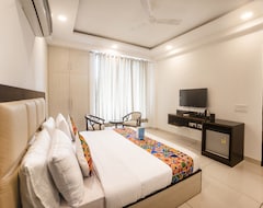 Otel Noida Suites Sector 20 (Noida, Hindistan)