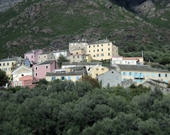 Casa/apartamento entero Appartement Dans Le Cap Corse à Ogliastro, Village à 1,5km De La Mer. (Ogliastro, Francia)