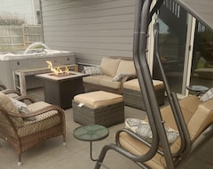 Entire House / Apartment Welcoming, Modern, Comfortable And Fun Place! (Sioux Falls, USA)