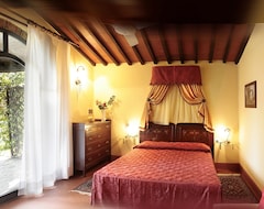 Hotel Smuk lejlighed med restaurant, pool og spa. Prøv en vin bad! (Gaiole in Chianti, Italien)