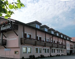 Khách sạn Hotel Vierjahreszeiten (Breitengüßbach, Đức)