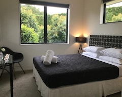 Hotelli Kingfisher Retreat (Wellington, Uusi-Seelanti)