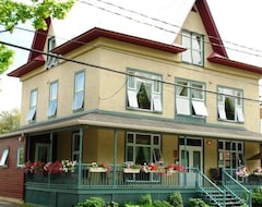 Guesthouse Auberge de l'Évêché (Rimouski, Canada)