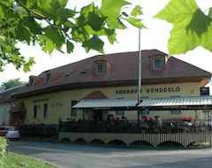 Hotel Várkapu Vendéglő (Sárvár, Mađarska)