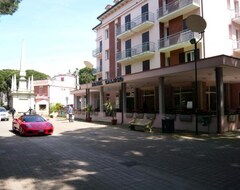 Hotel Calipso (Comacchio, Italia)