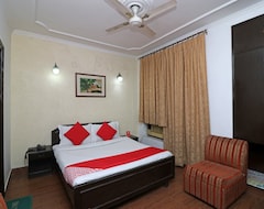 Hotel OYO 24211 Arien International (New Delhi, Indija)