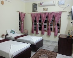 Bed & Breakfast SR Corporate Guest House (Bhubaneswar, India)
