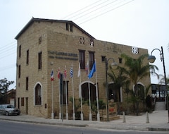Khách sạn Y & P Latchi (Lachi, Síp)