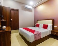 Khách sạn Oyo 43474 Hotel Blue Sky (Mumbai, Ấn Độ)