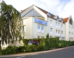 Khách sạn Hotel im Kaiserpark (Meiningen, Đức)