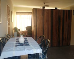Koko talo/asunto CK Self-Catering (Pretoria, Etelä-Afrikka)