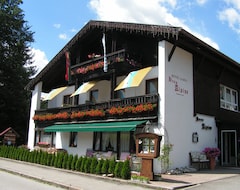 Khách sạn Hotel Garni Haus Alpine (Ruhpolding, Đức)