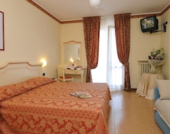 Khách sạn La Quiete Park Hotel (Manerba del Garda, Ý)